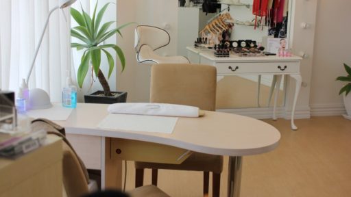 Mount Beauty, Explore