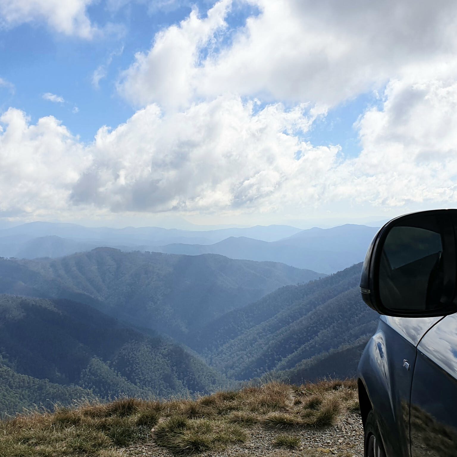 Mt Hotham Falls Creek Alpine Crossing Razorback trail AAWT bushwalking